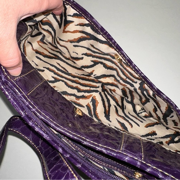 Maxx NY Y2K purple gold shoulder bag faux crocodile alligator pockets keychain - Picture 8 of 15